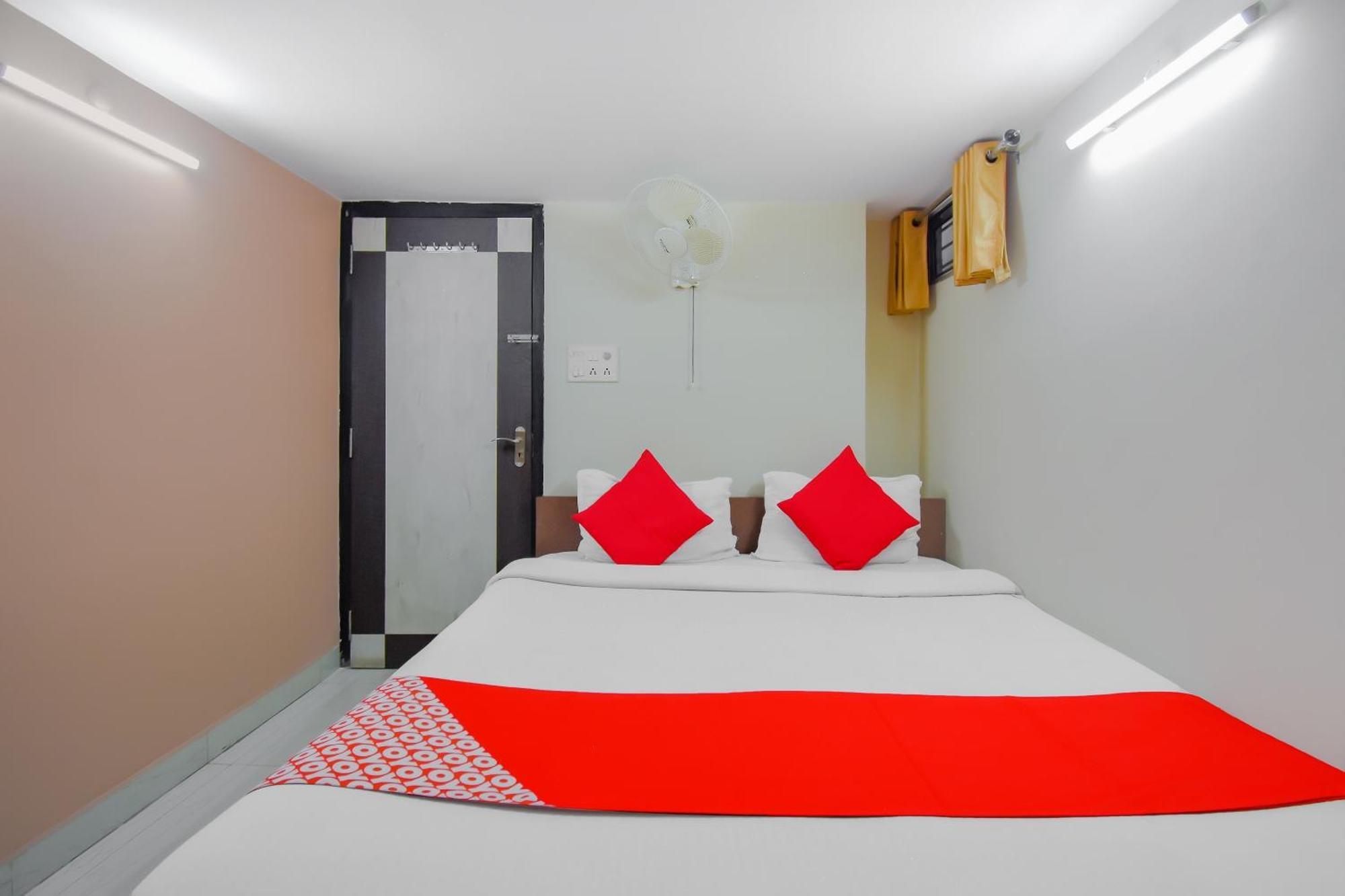 Calcutta Bara Bazar Hotel O Lindsay Inn Guest House מראה חיצוני תמונה